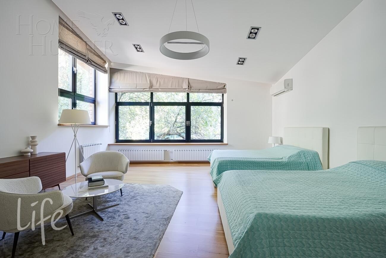 3-этажный коттедж 539 м² с отделкой