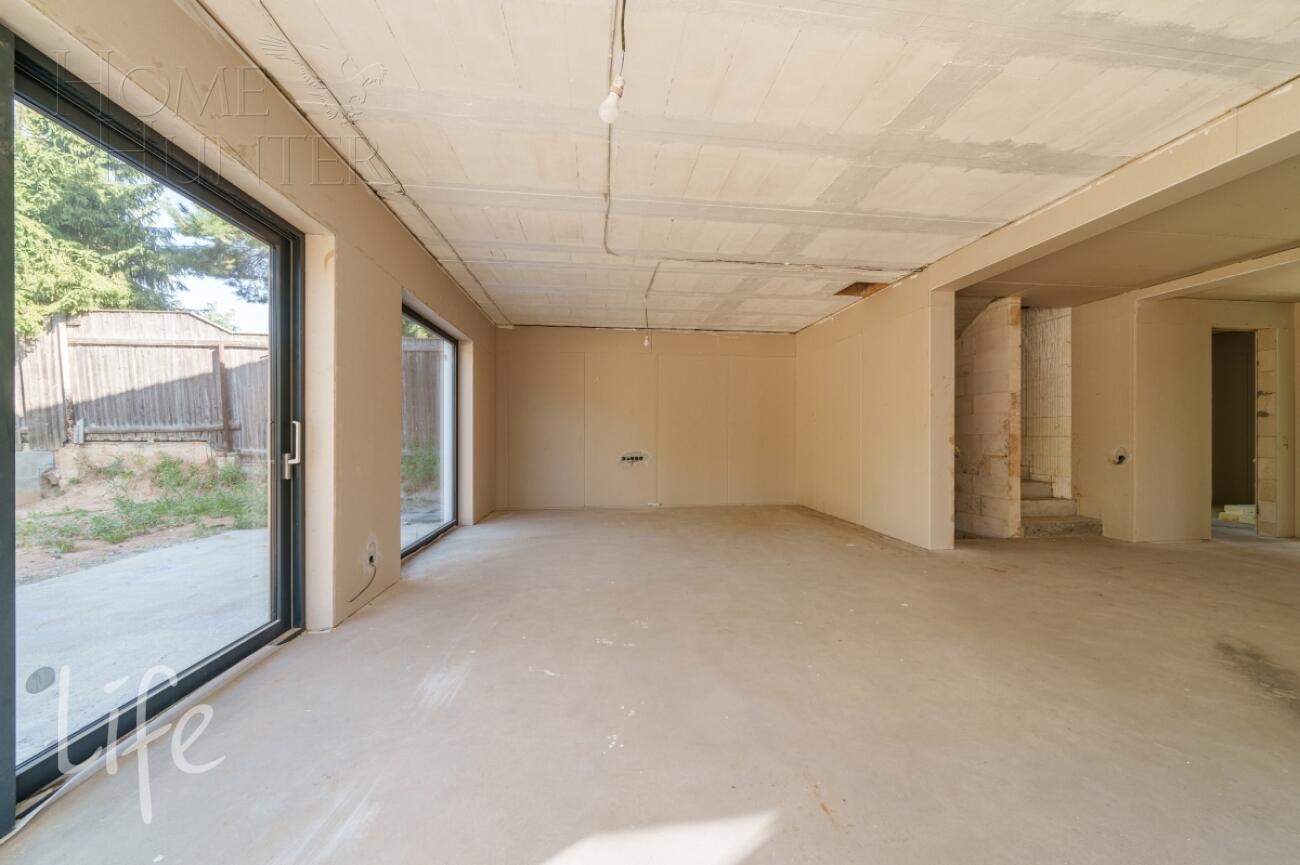 2-этажный коттедж 350 м² без отделки