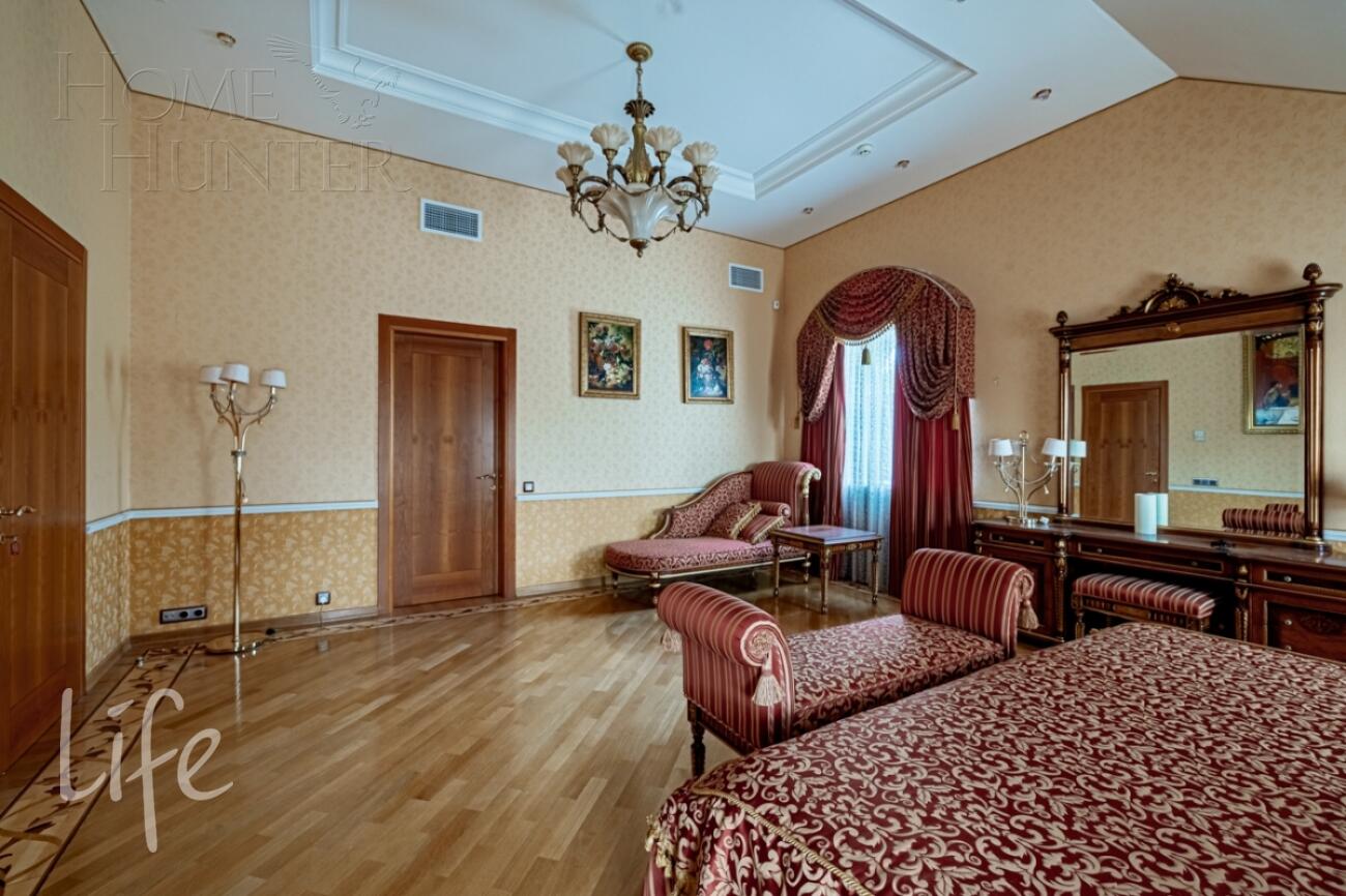 2-этажный коттедж 700 м² с отделкой