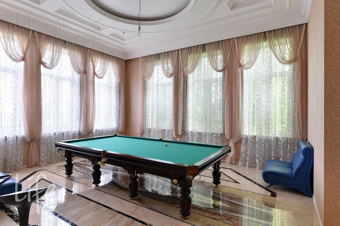 3-этажный коттедж 350 м² с отделкой