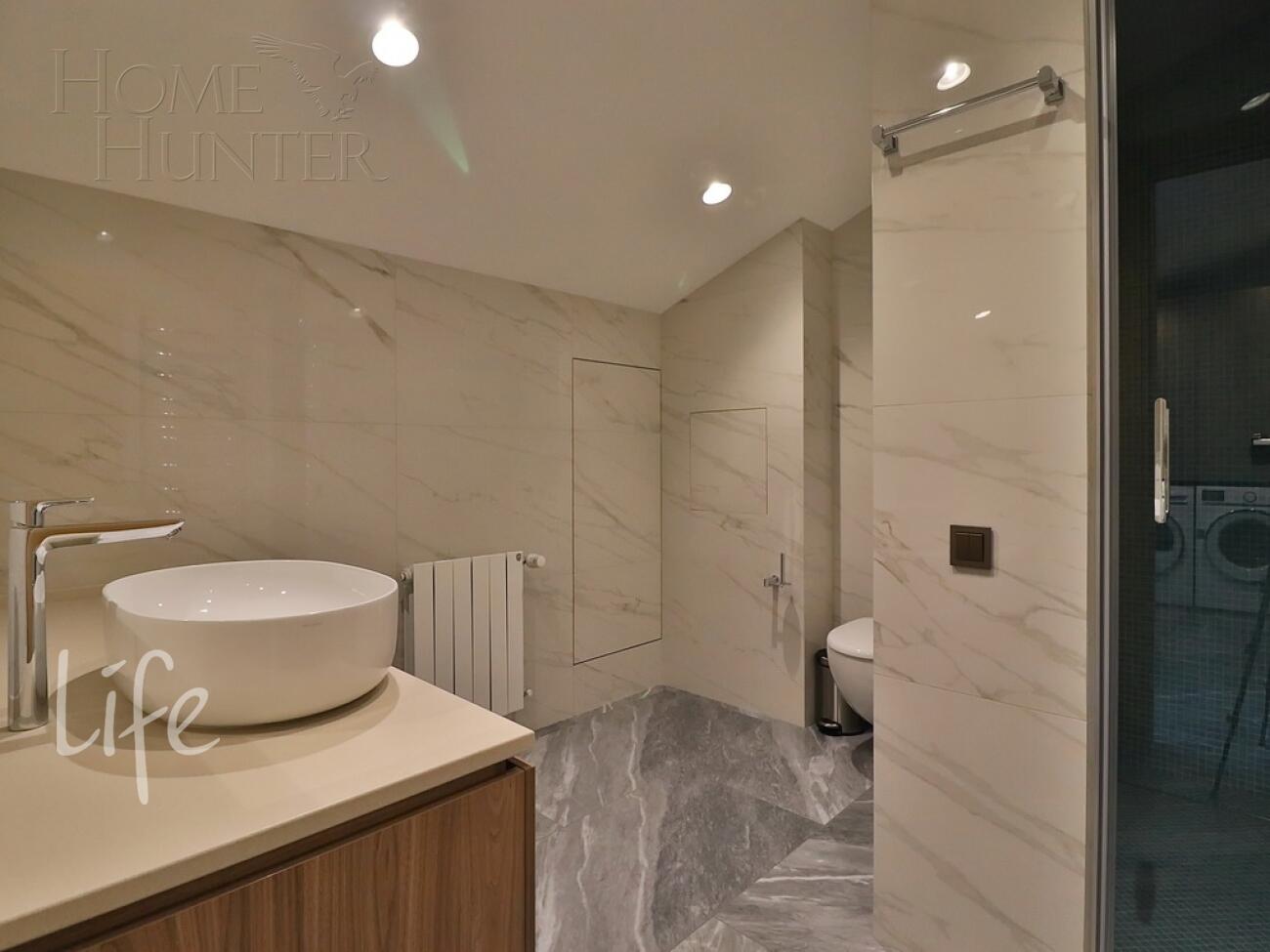 2-этажный таунхаус 290 м² с отделкой