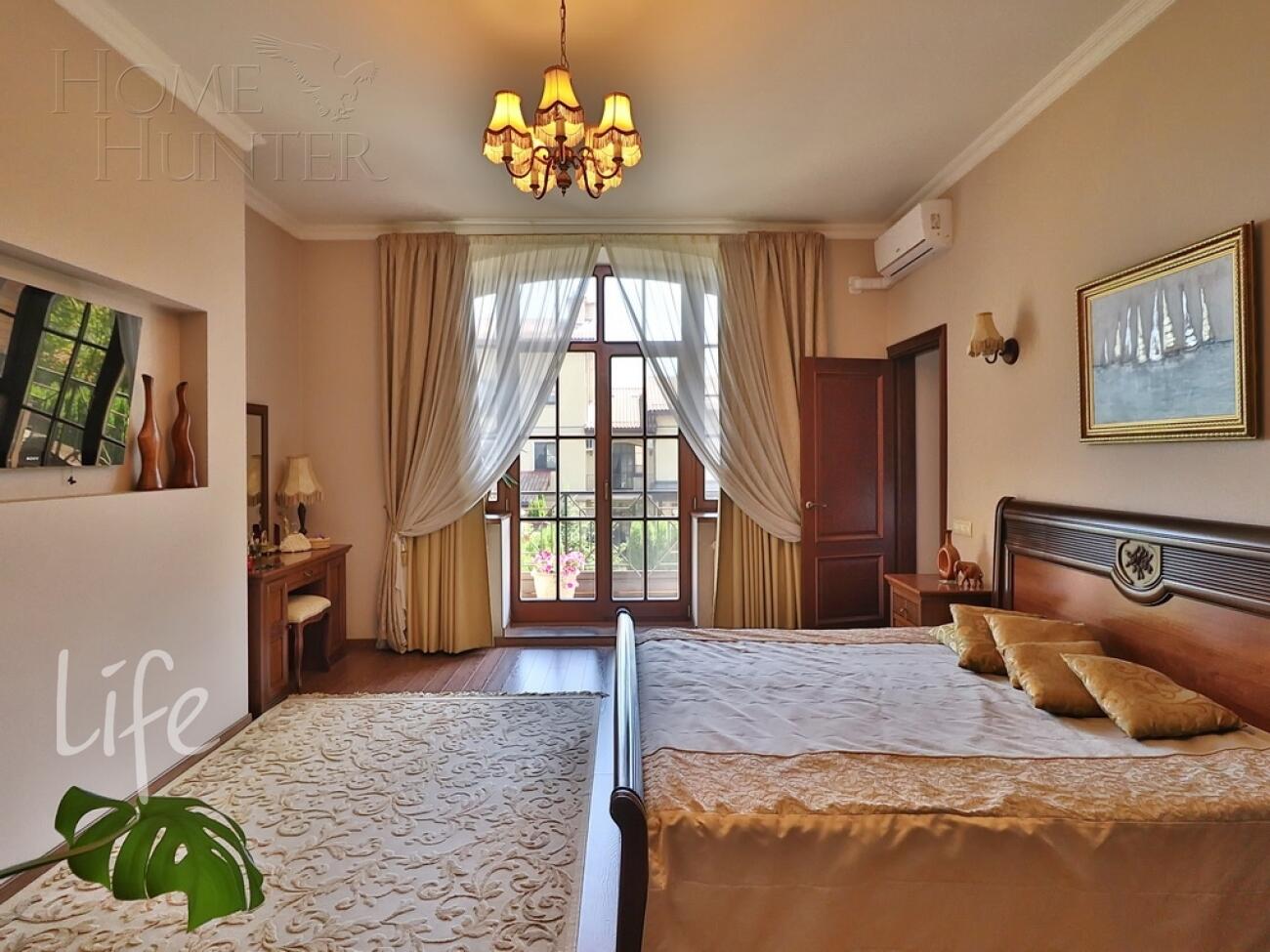 2-этажный таунхаус 345 м² с отделкой