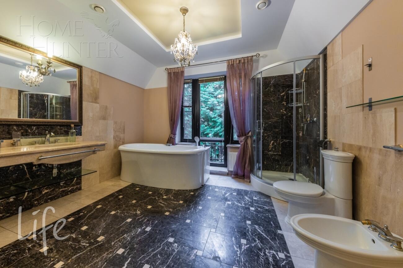 2-этажный коттедж 608 м² с отделкой