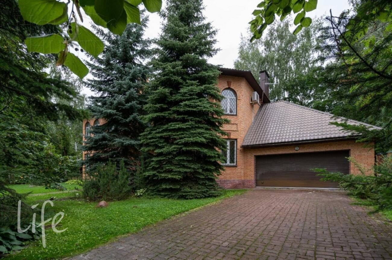 2-этажный коттедж 370 м² с отделкой