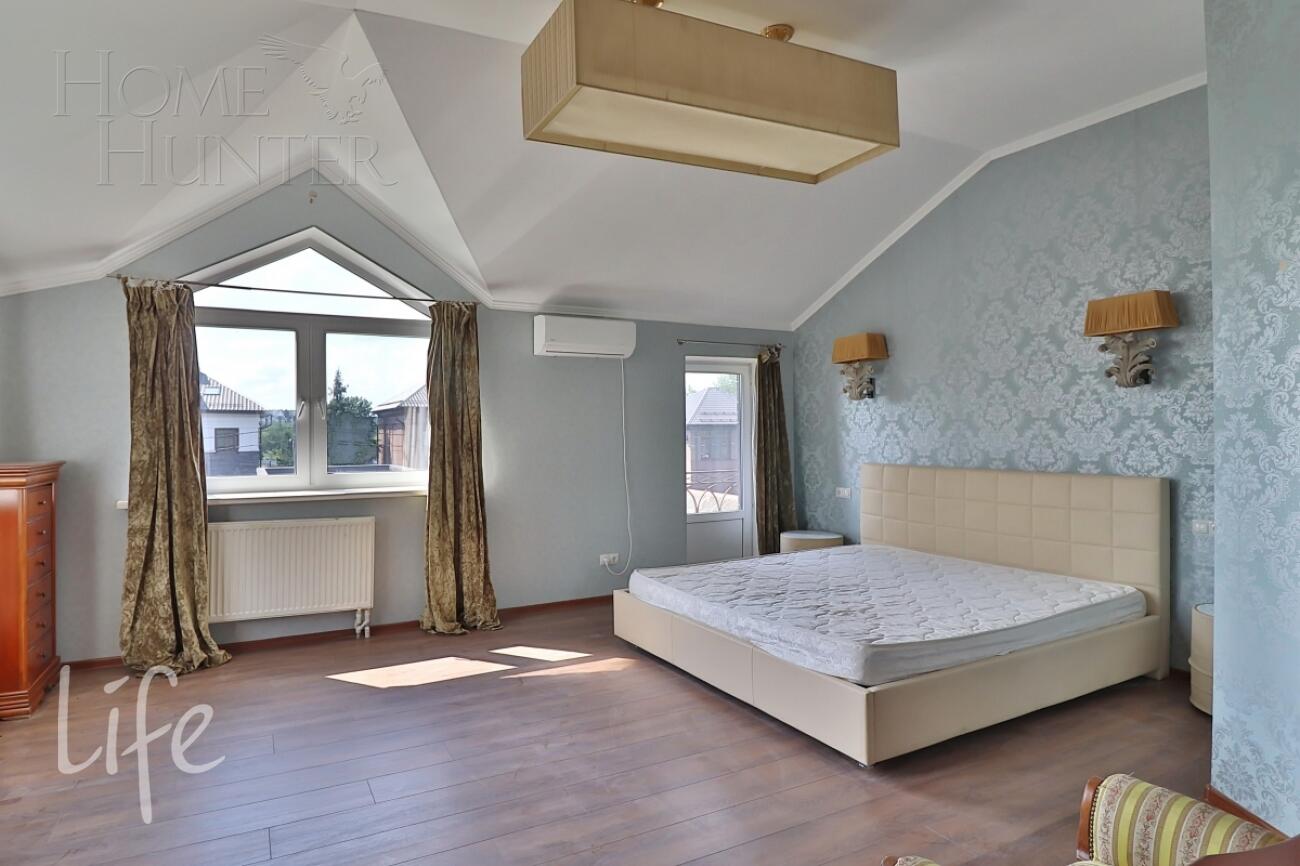 2-этажный коттедж 320 м² с отделкой