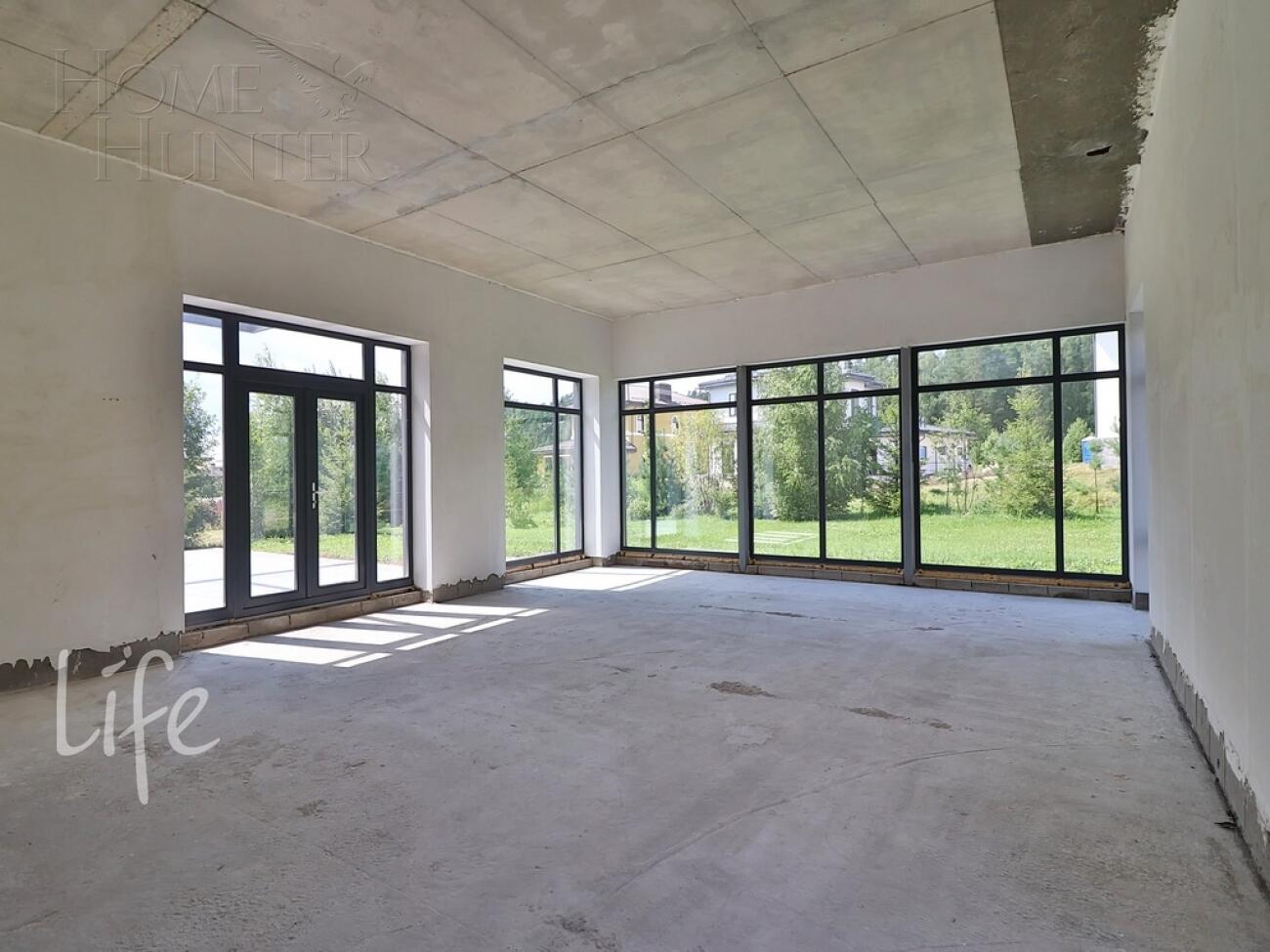 1-этажный коттедж 250 м² без отделки