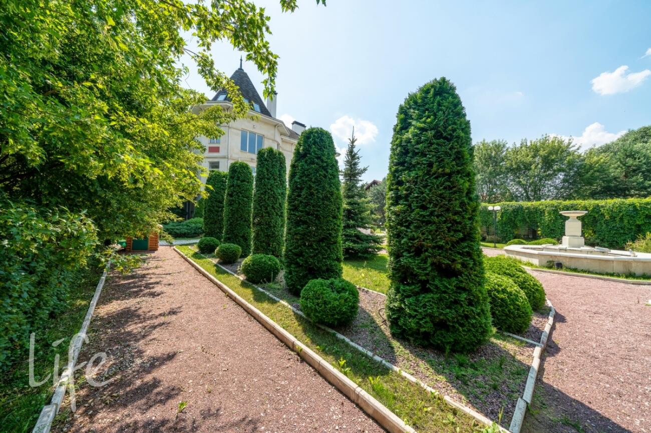 2-этажный коттедж 800 м² с отделкой