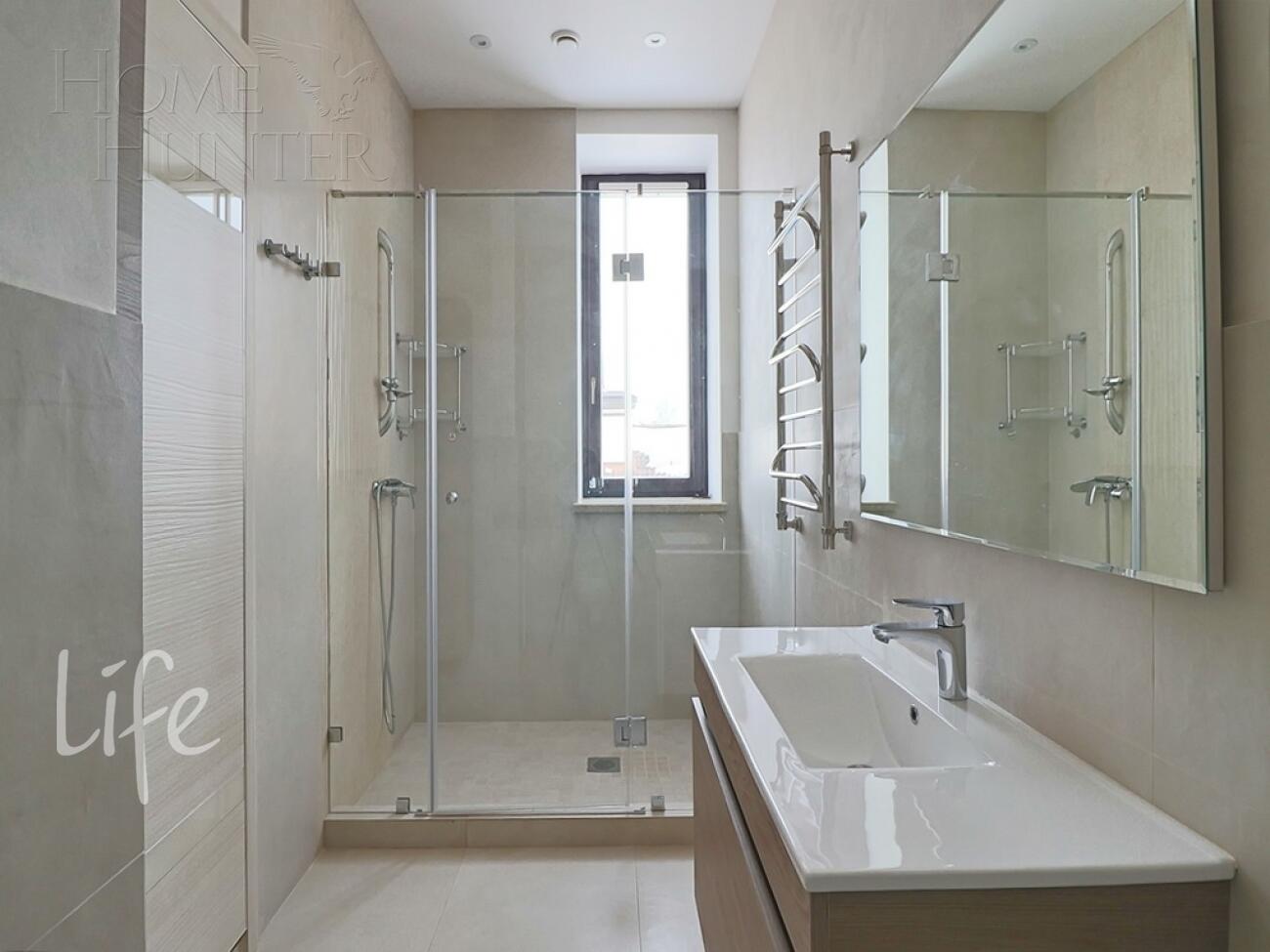 2-этажный коттедж 593 м² с отделкой