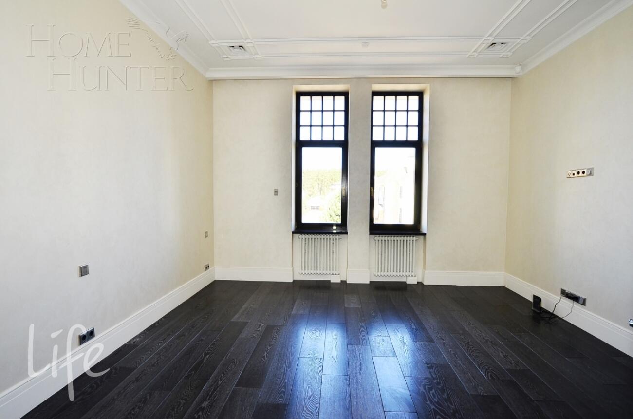 2-этажный коттедж 1 372 м² с отделкой