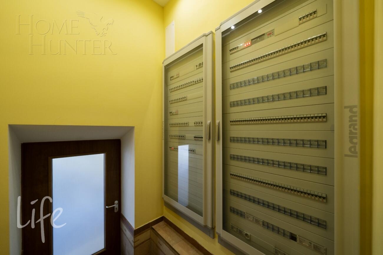 2-этажный коттедж 880 м² с отделкой