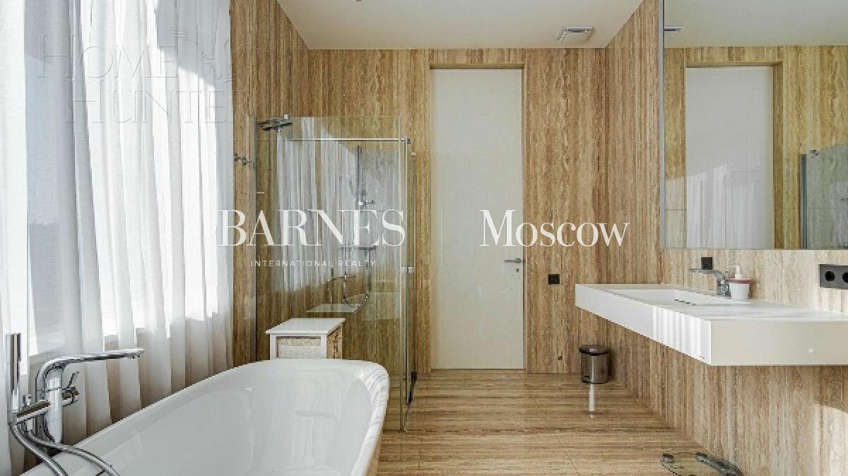 2-этажный коттедж 438 м² с отделкой