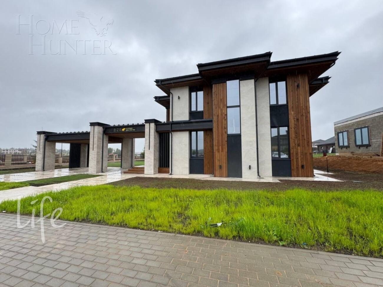 2-этажный коттедж 300 м² с отделкой