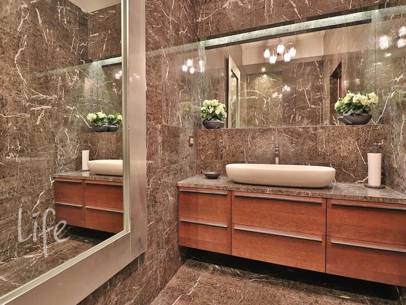 КОТТЕДЖ 900 м² с отделкой