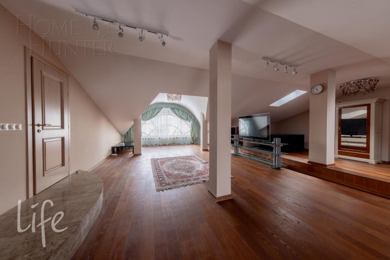 2-этажный коттедж 500 м² с отделкой