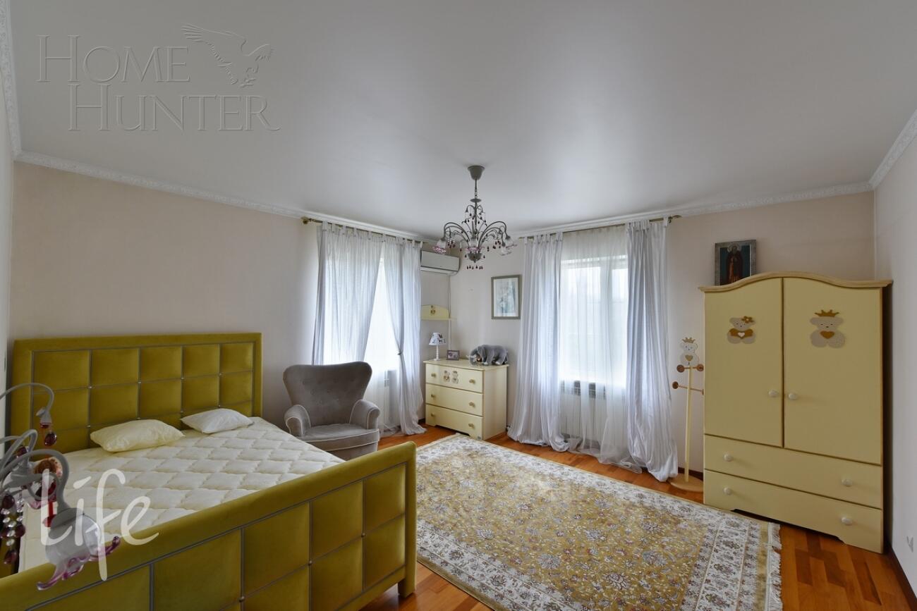 2-этажный коттедж 560 м² с отделкой