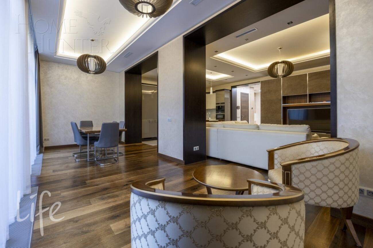 3-этажный таунхаус 310 м² с отделкой