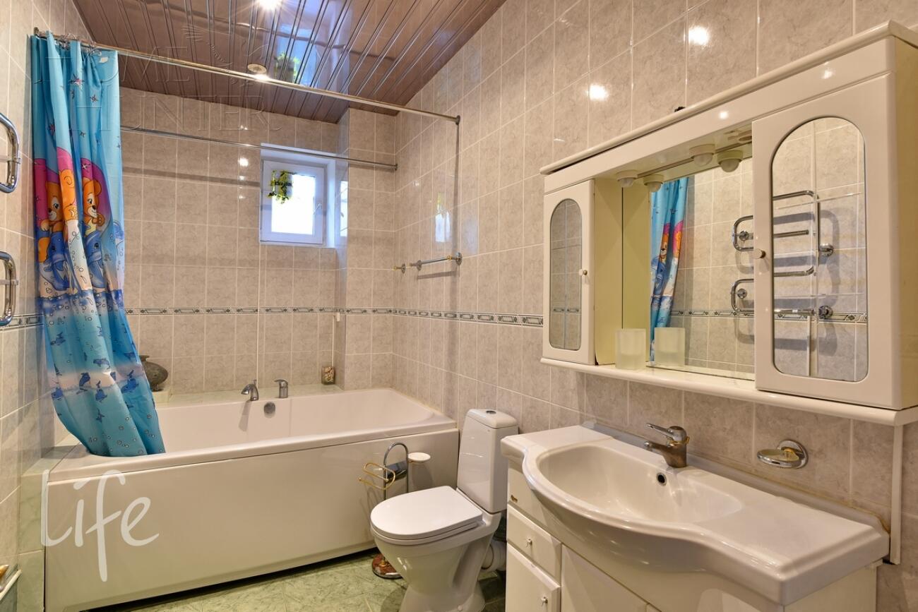 2-этажный коттедж 320 м² с отделкой