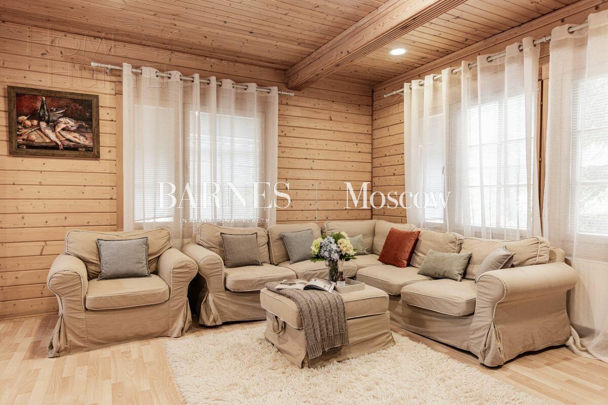 2-этажный коттедж 267 м² с отделкой