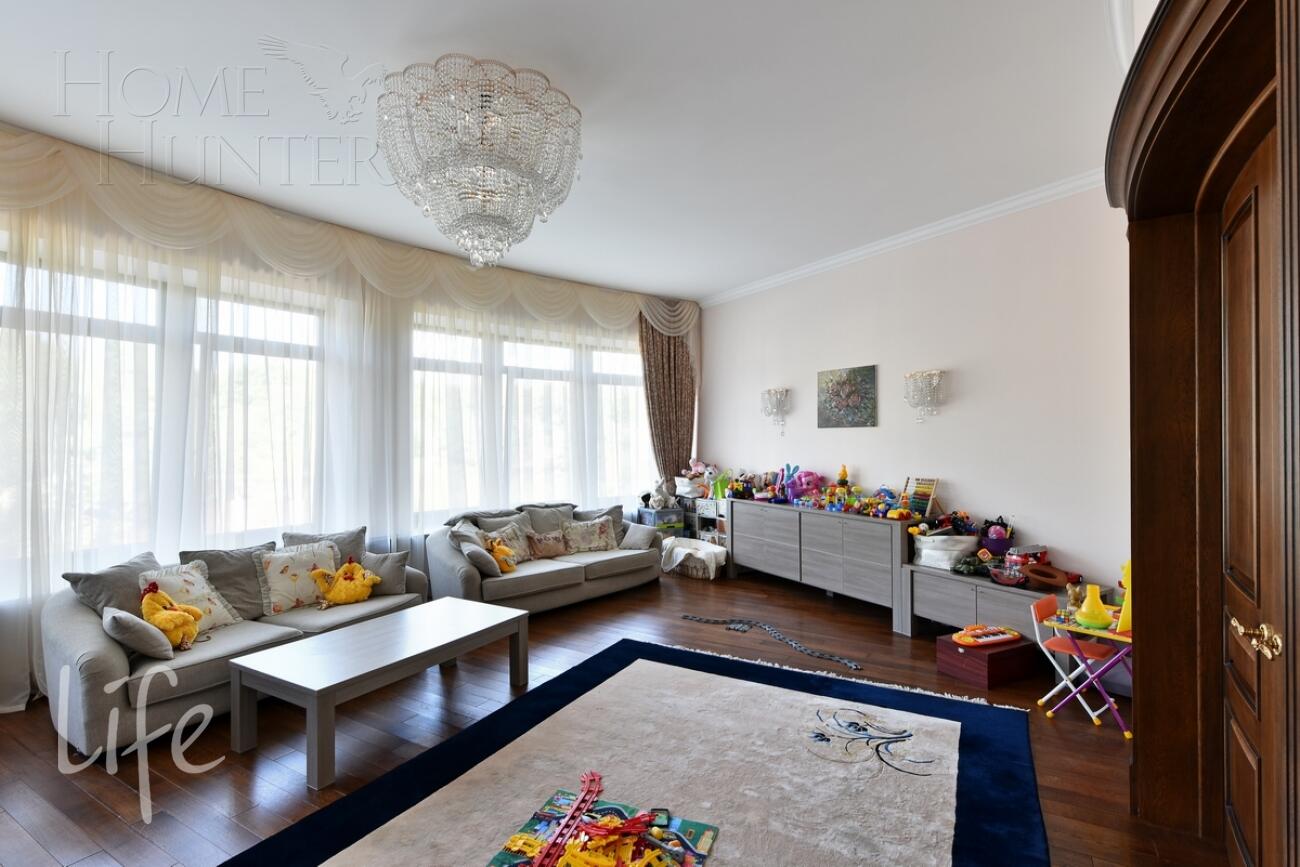 2-этажный коттедж 1 200 м² с отделкой