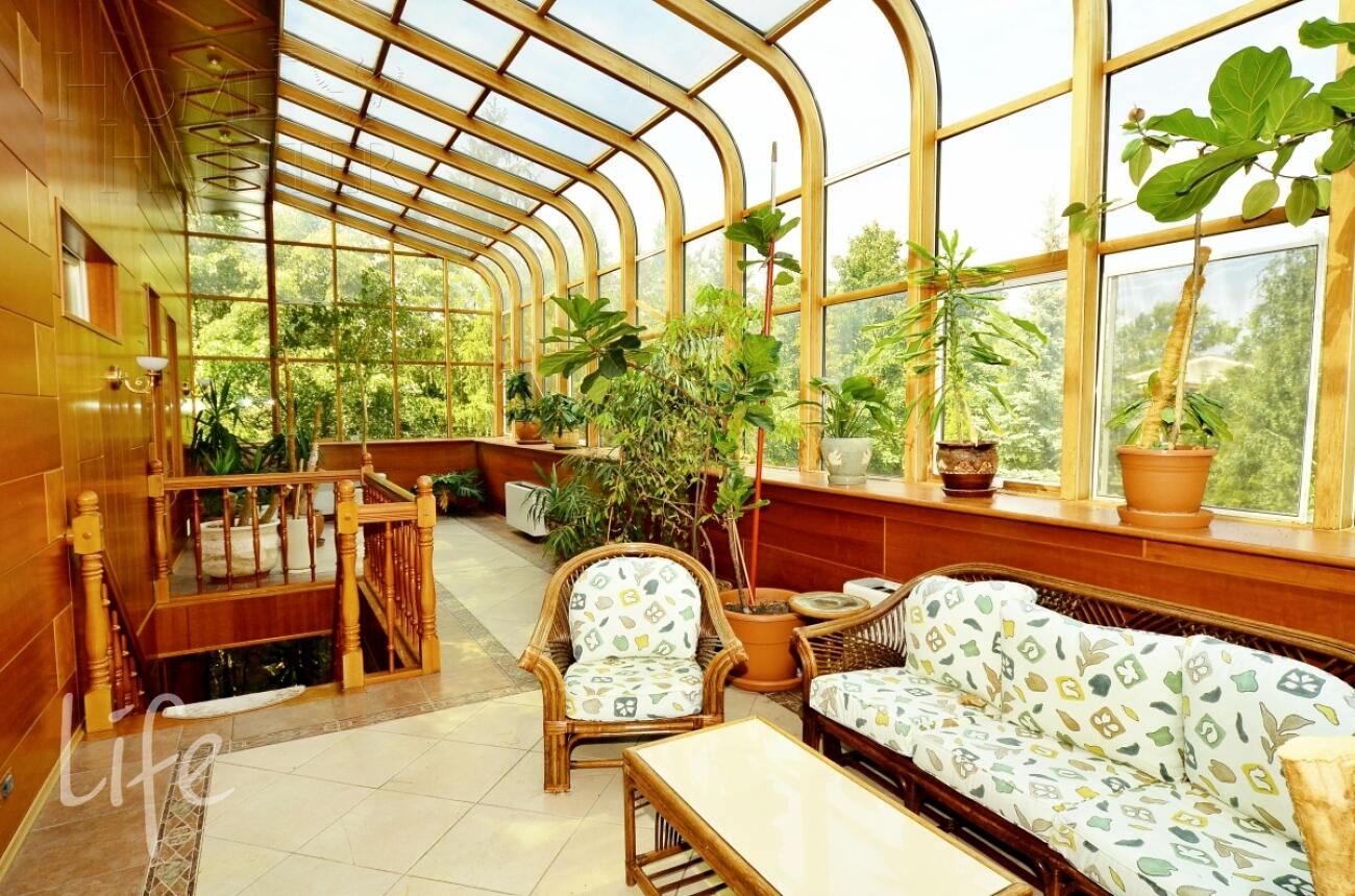 2-этажный коттедж 680 м² с отделкой