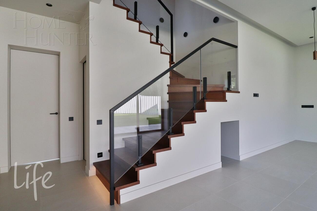 2-этажный коттедж 339 м² с отделкой