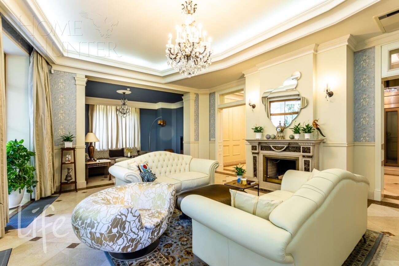 3-этажный коттедж 750 м² с отделкой