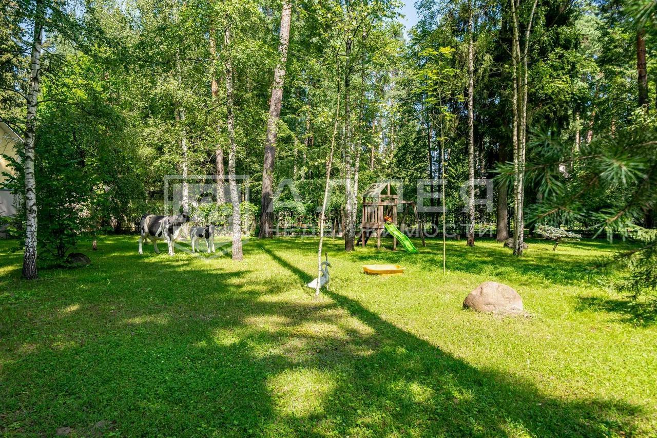 2-этажный коттедж 850 м² с отделкой