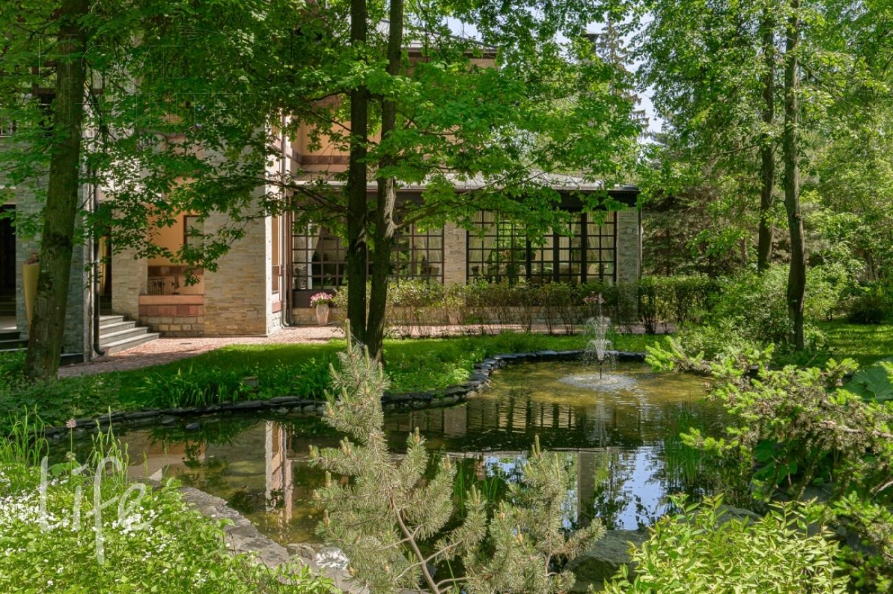 2-этажный коттедж 847 м² с отделкой