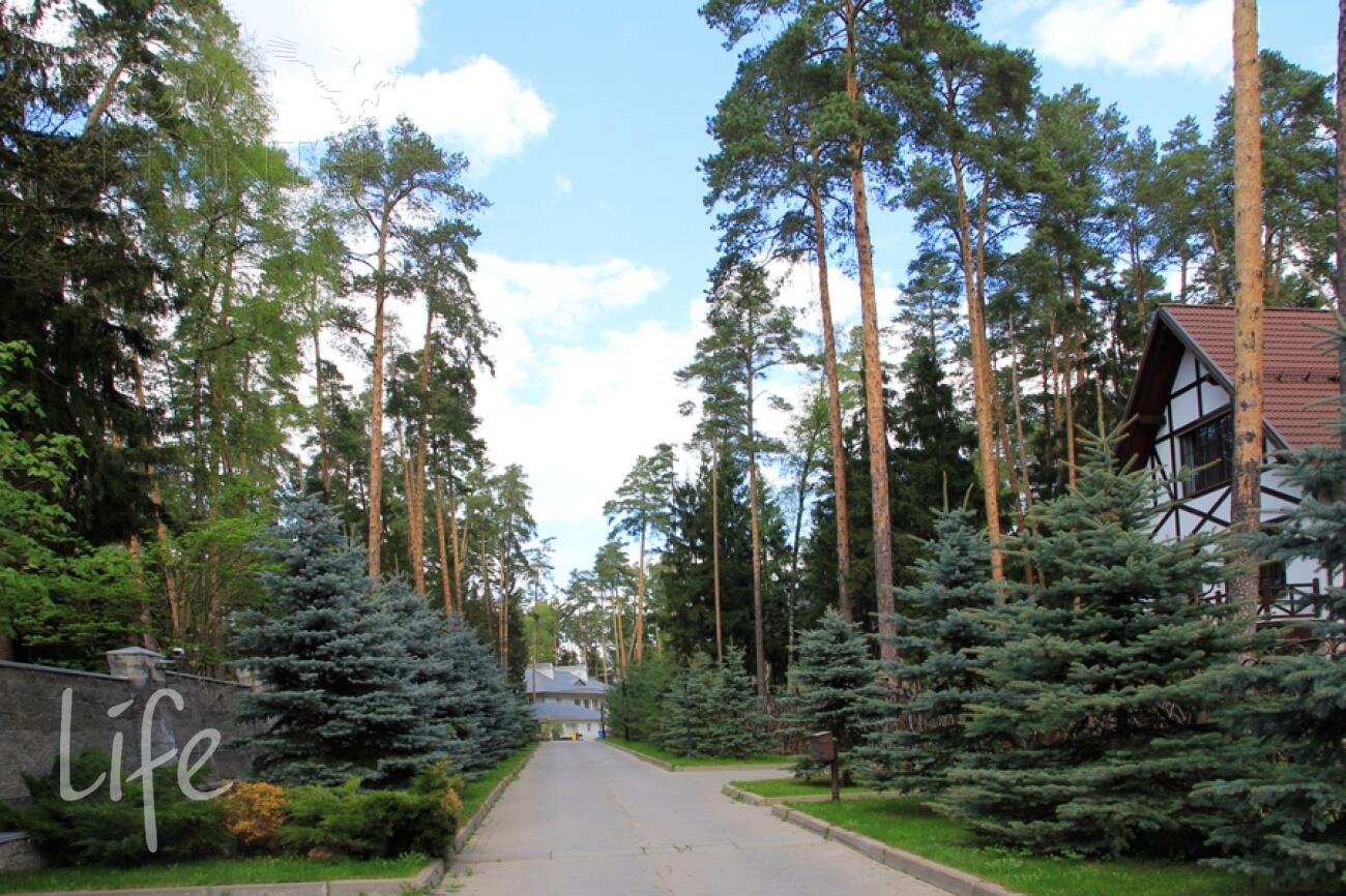 2-этажный коттедж 740 м² без отделки