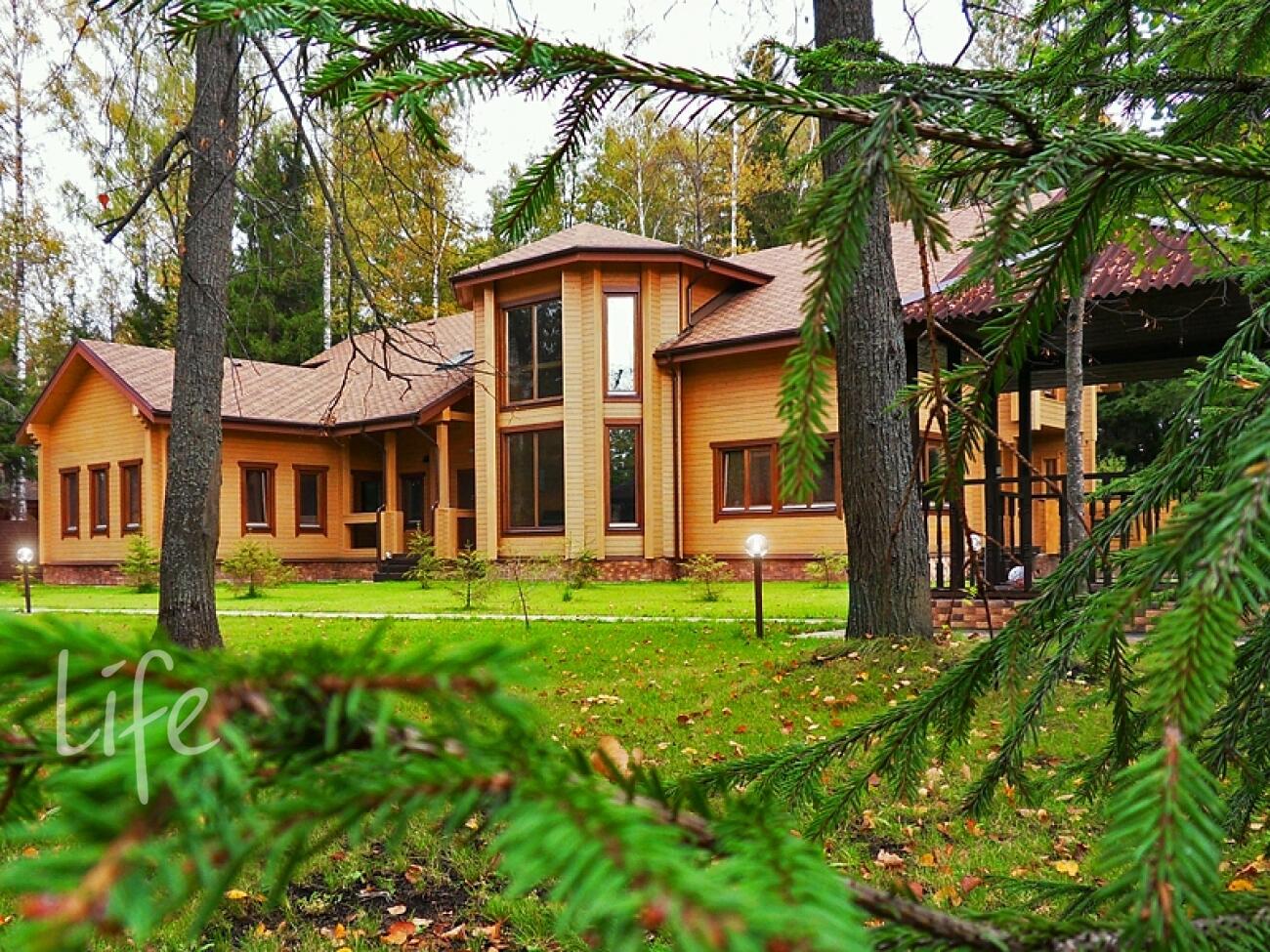 2-этажный коттедж 550 м² с отделкой