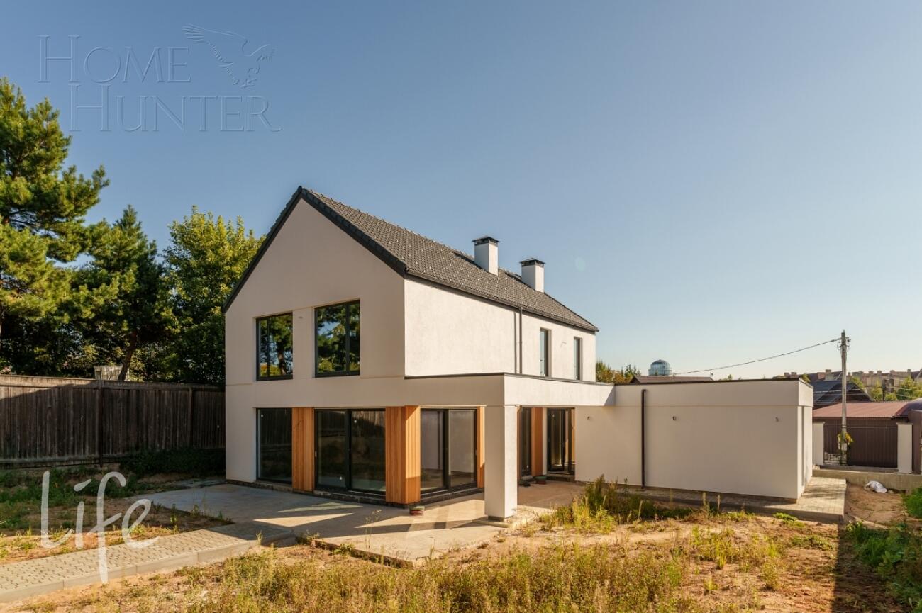 2-этажный коттедж 350 м² без отделки