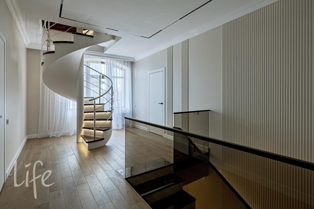 2-этажный коттедж 450 м² с отделкой