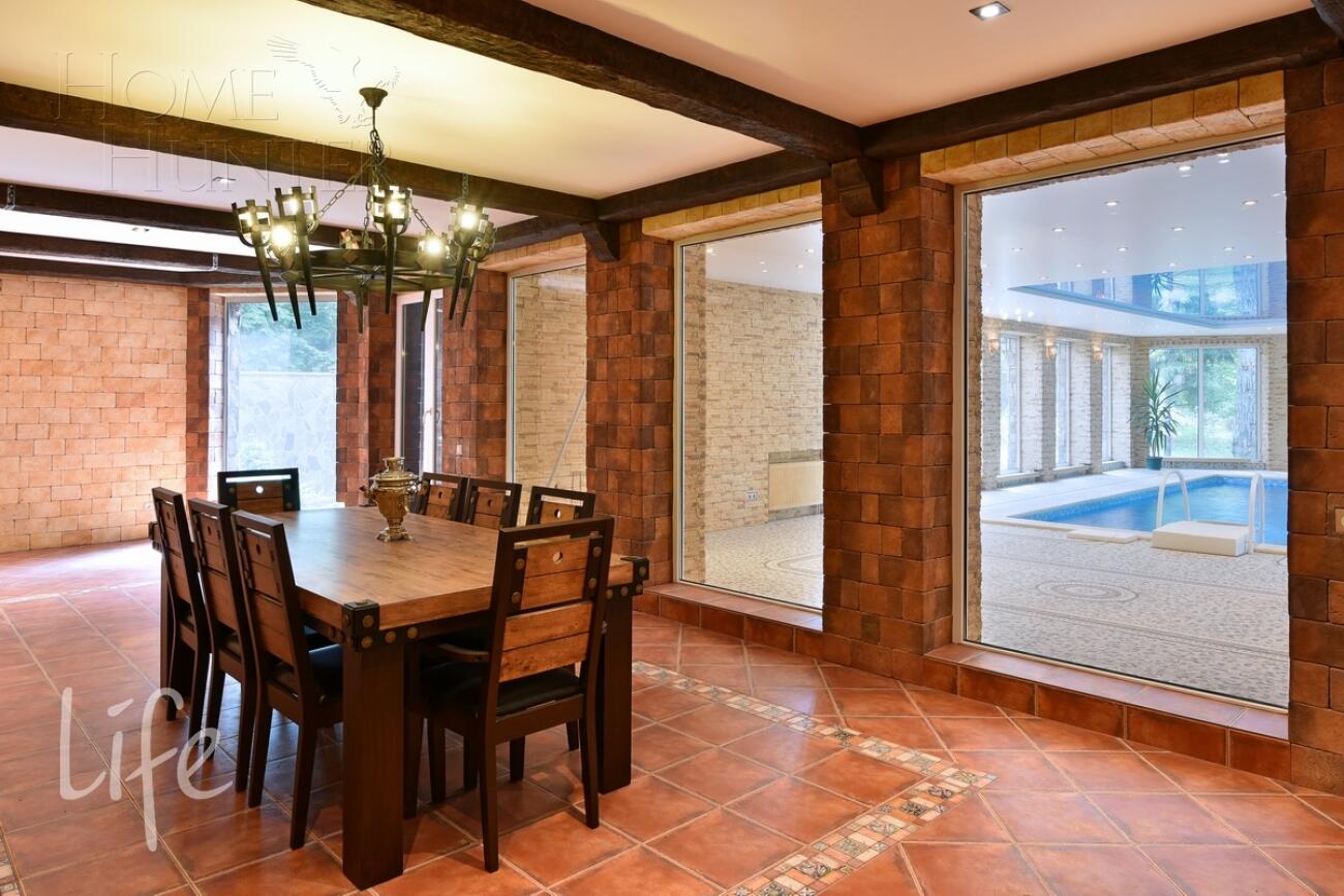 2-этажный коттедж 1 500 м² с отделкой