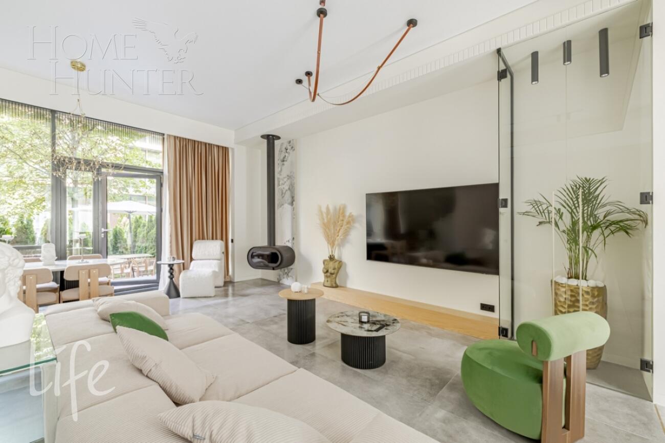 3-этажный таунхаус 238 м² с отделкой