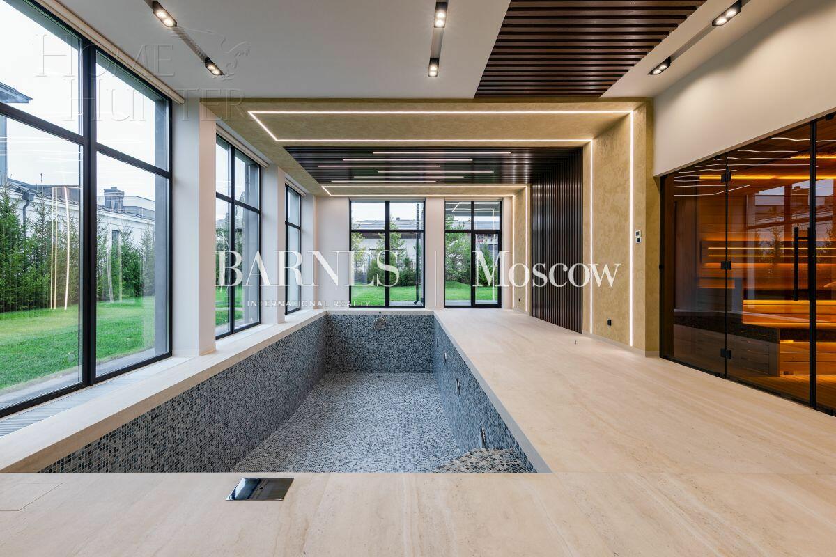 2-этажный коттедж 705 м² с отделкой