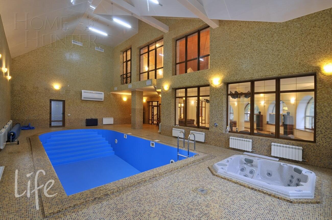 2-этажный коттедж 1 500 м² с отделкой