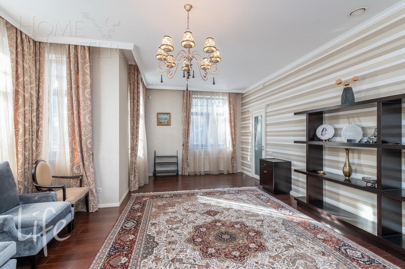 КОТТЕДЖ 528 м² с отделкой