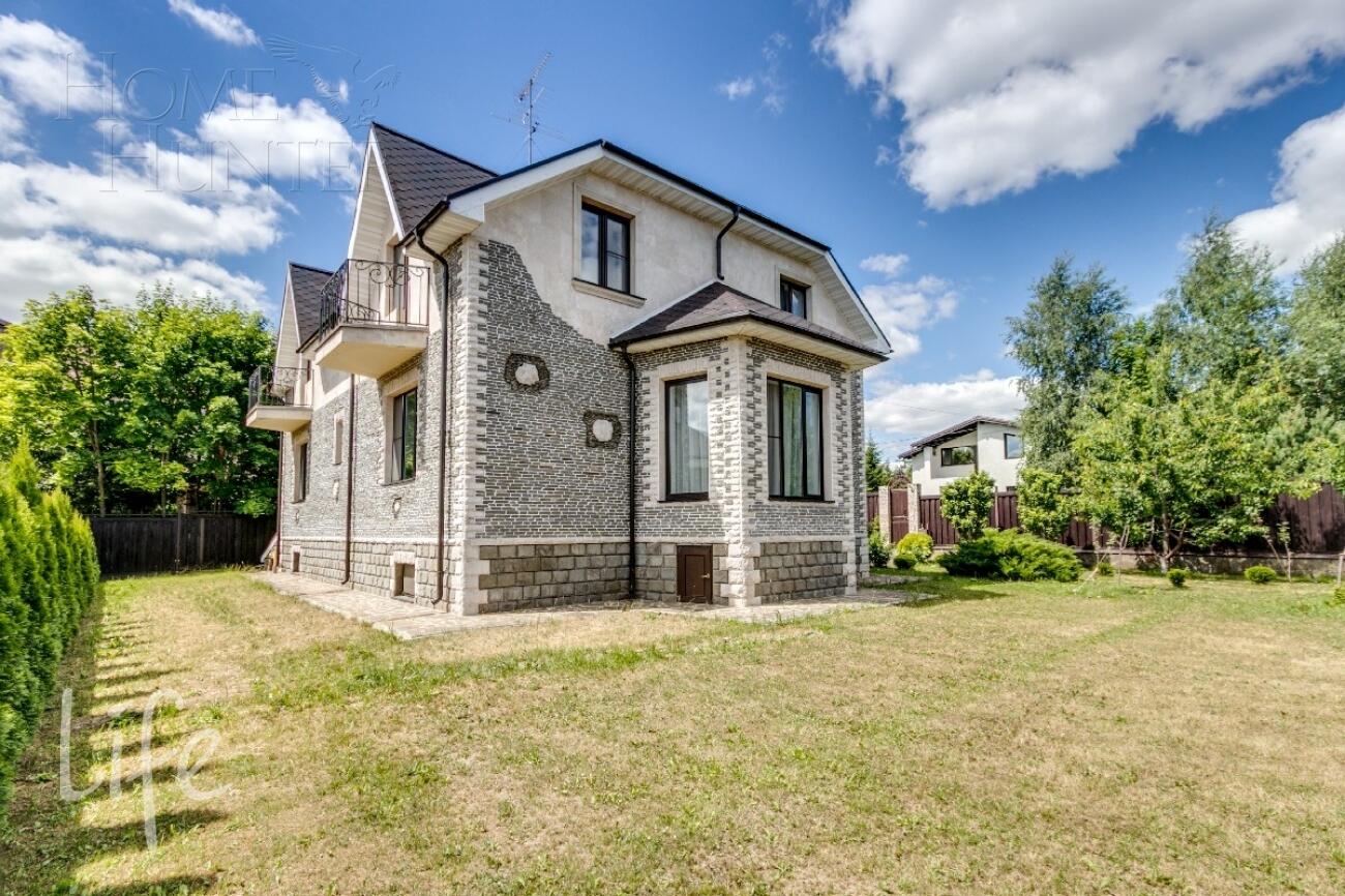 2-этажный коттедж 360 м² с отделкой