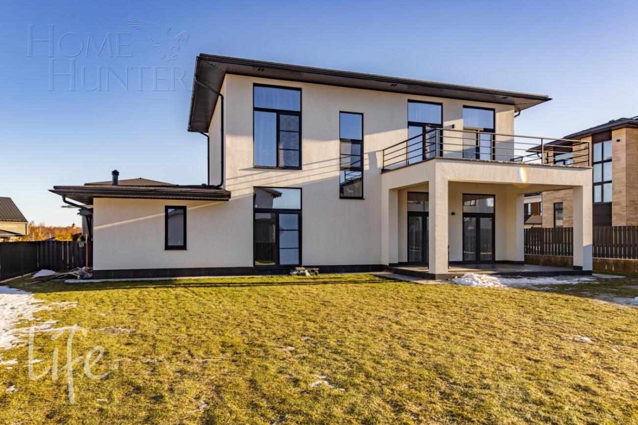 2-этажный коттедж 260 м² с отделкой