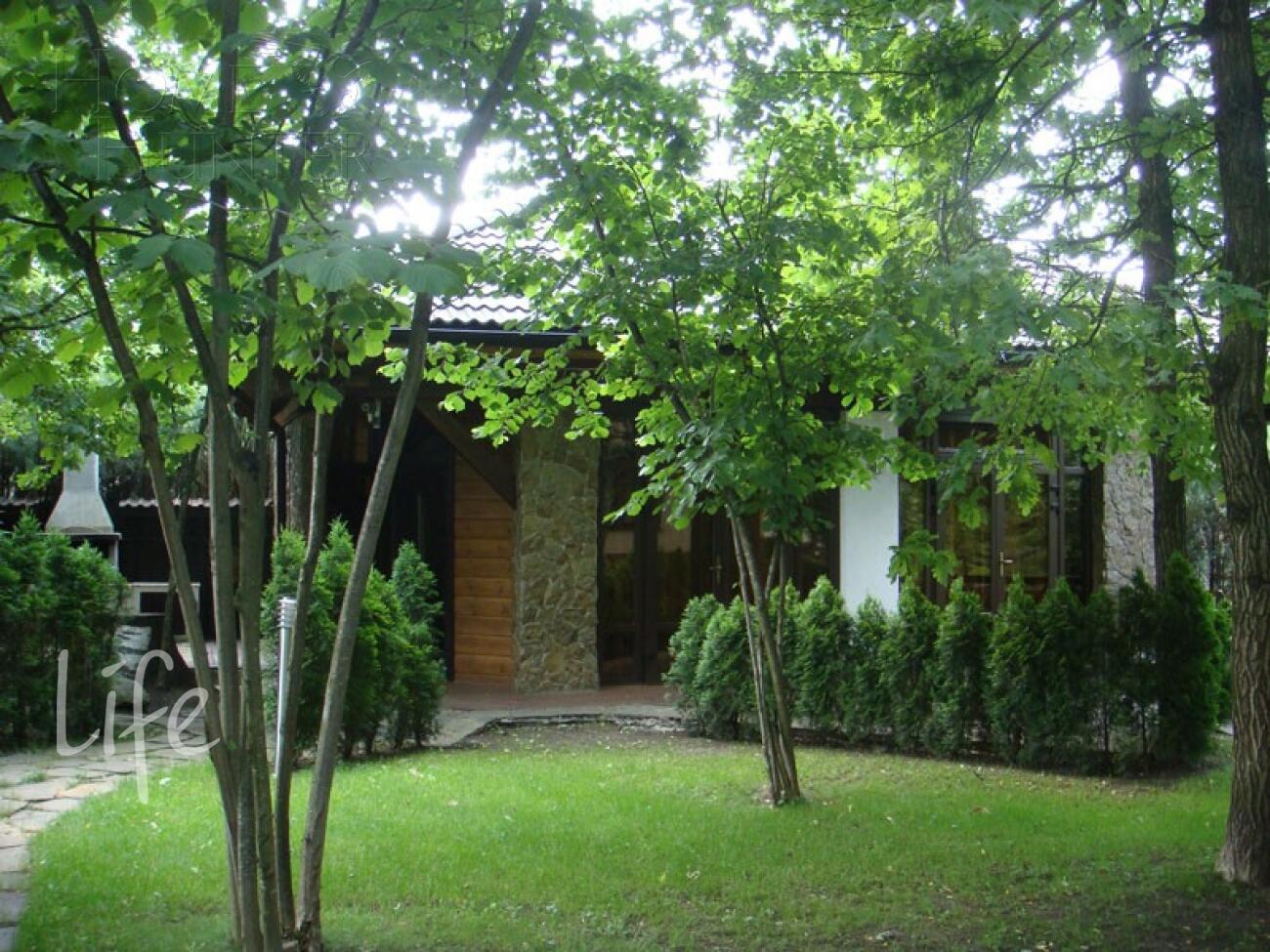 2-этажный коттедж 300 м² с отделкой