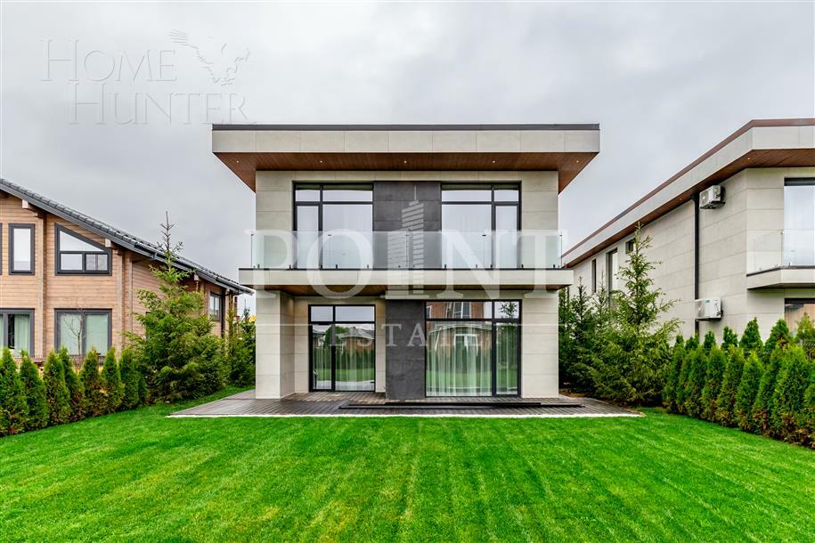 2-этажный коттедж 300 м² с отделкой