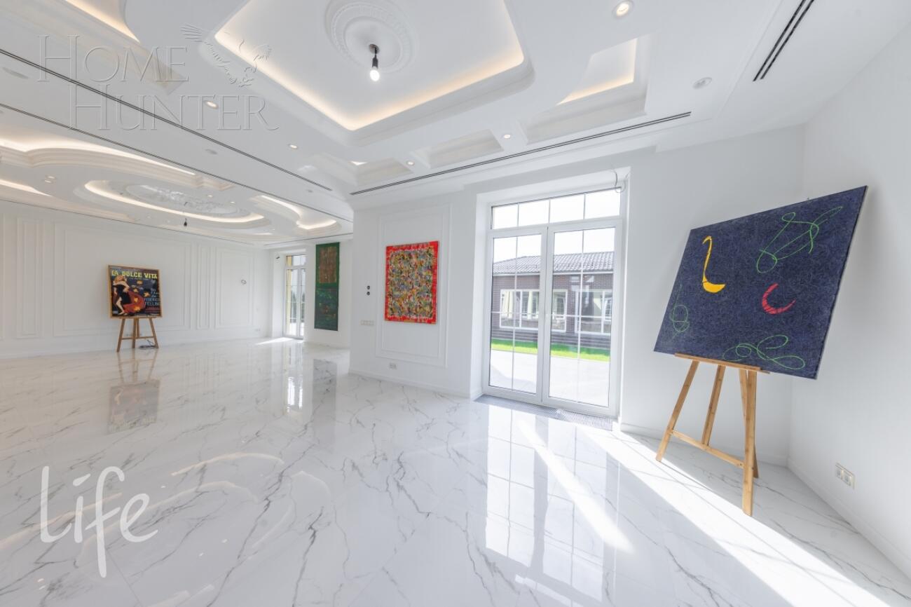 2-этажный коттедж 900 м² с отделкой