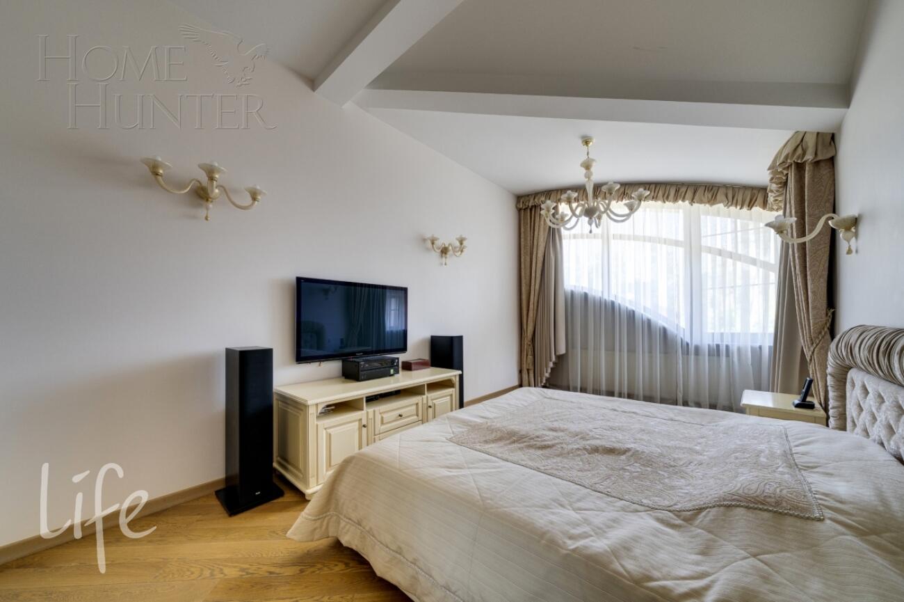 2-этажный коттедж 880 м² с отделкой