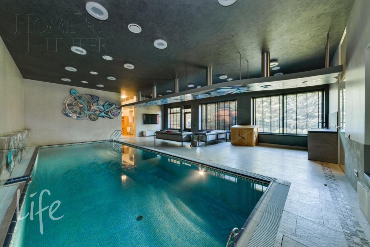 1-этажный коттедж 600 м² с отделкой