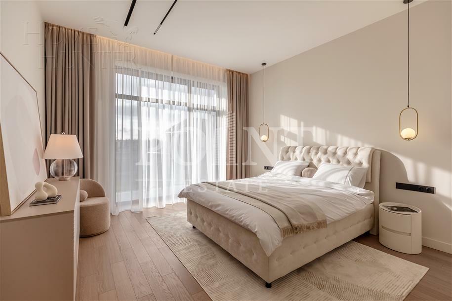 2-этажный коттедж 300 м² с отделкой