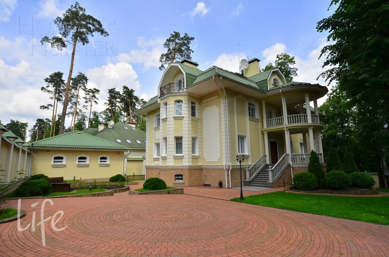 2-этажный коттедж 885 м² с отделкой