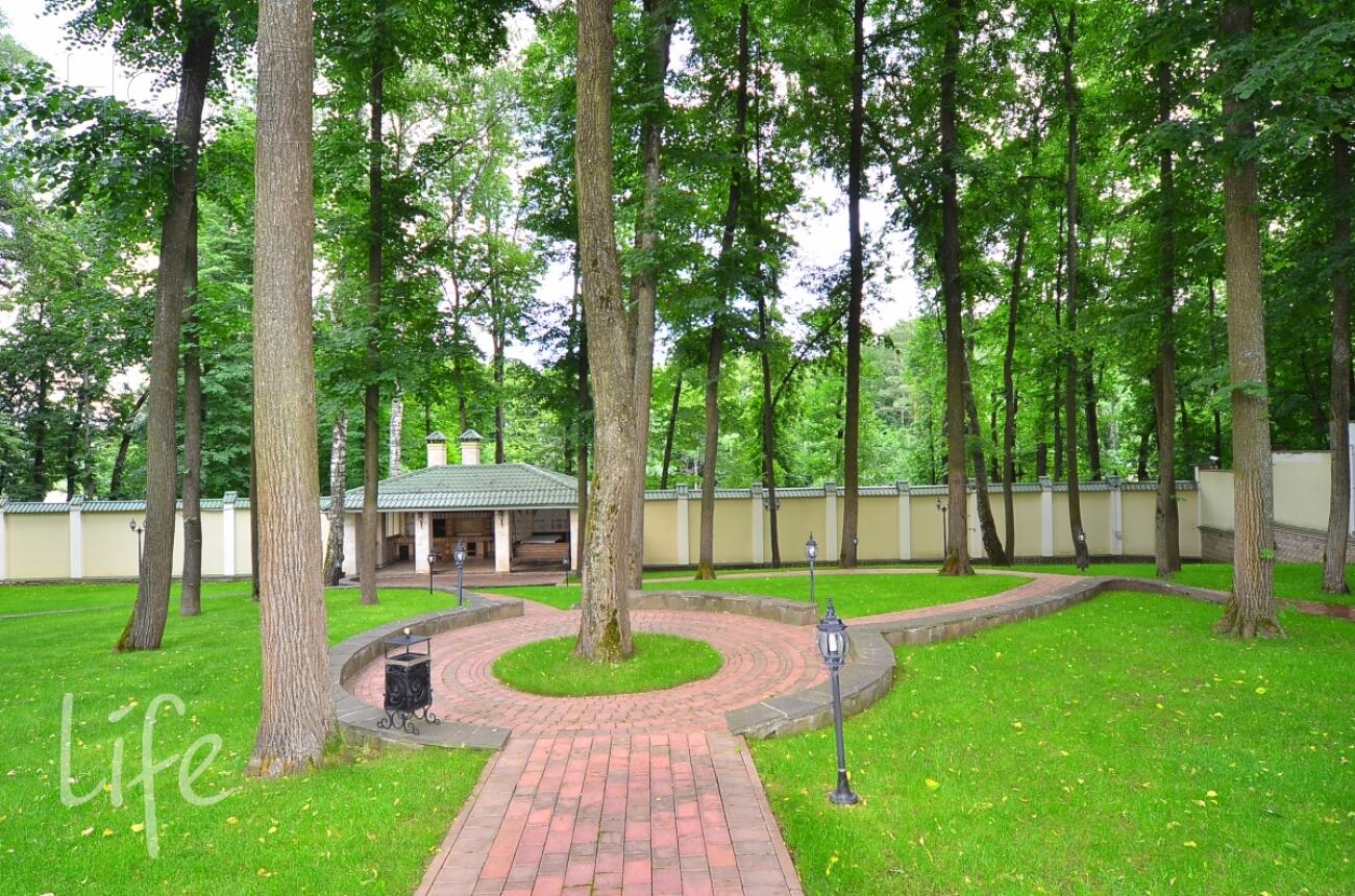 2-этажный коттедж 885 м² с отделкой