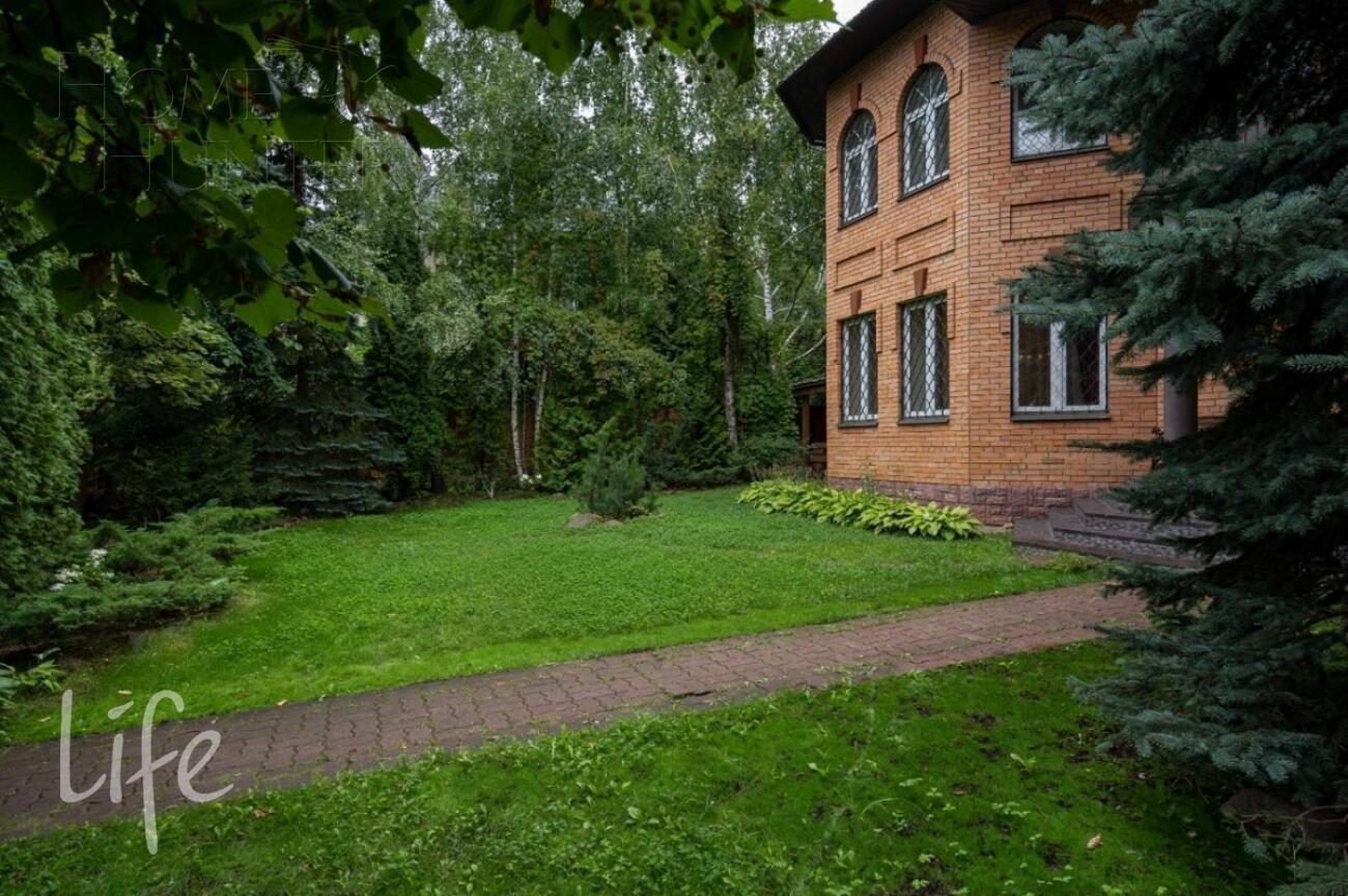 2-этажный коттедж 370 м² с отделкой