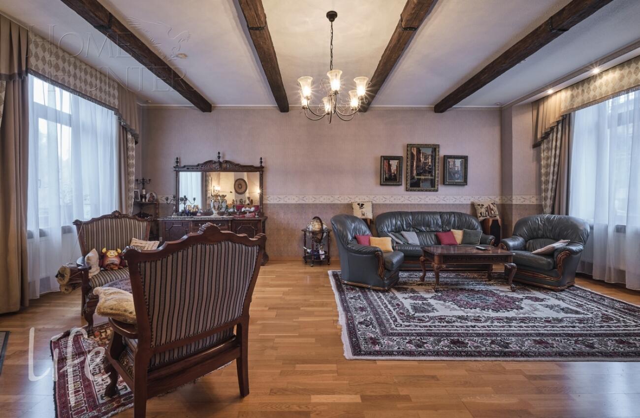 2-этажный коттедж 350 м² с отделкой