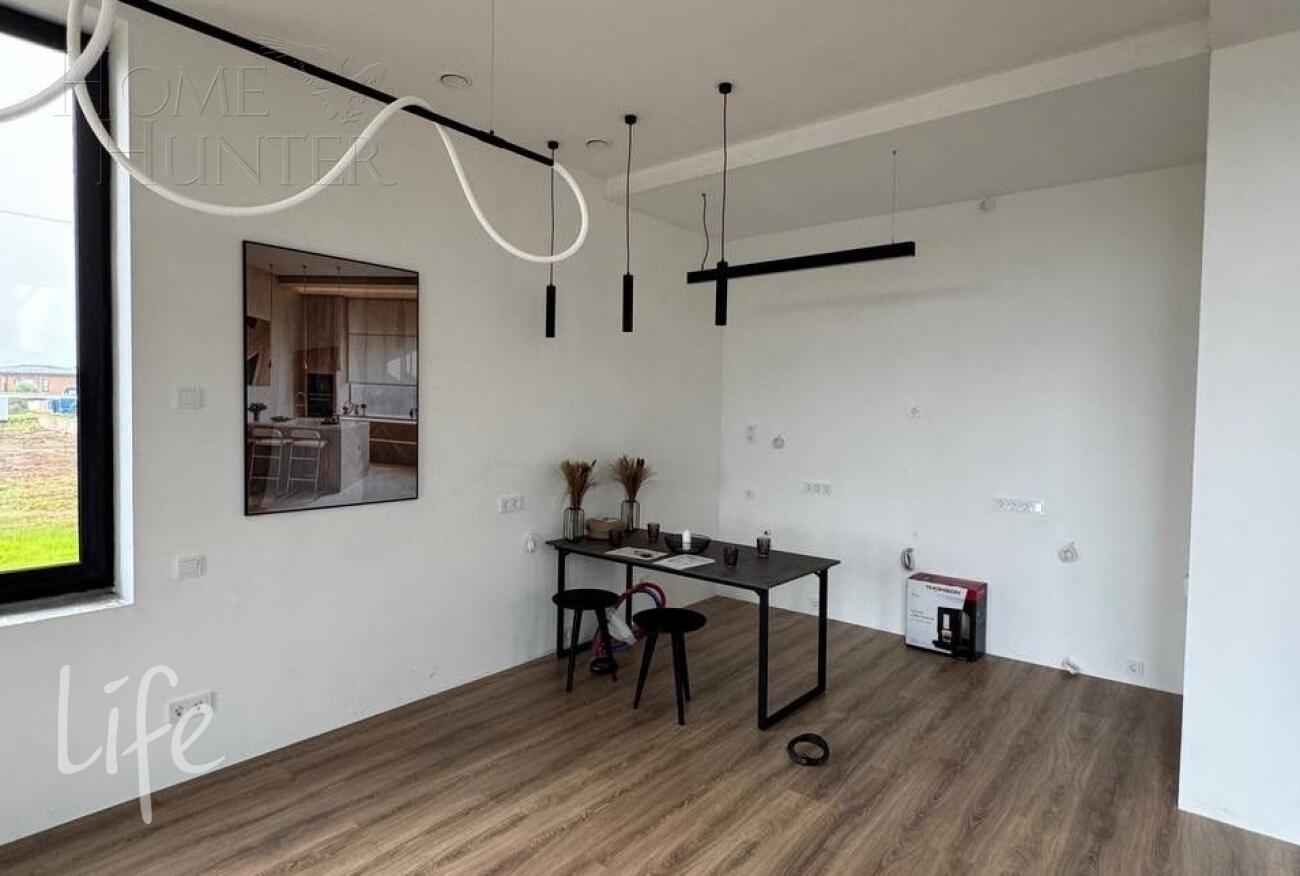 2-этажный коттедж 300 м² с отделкой